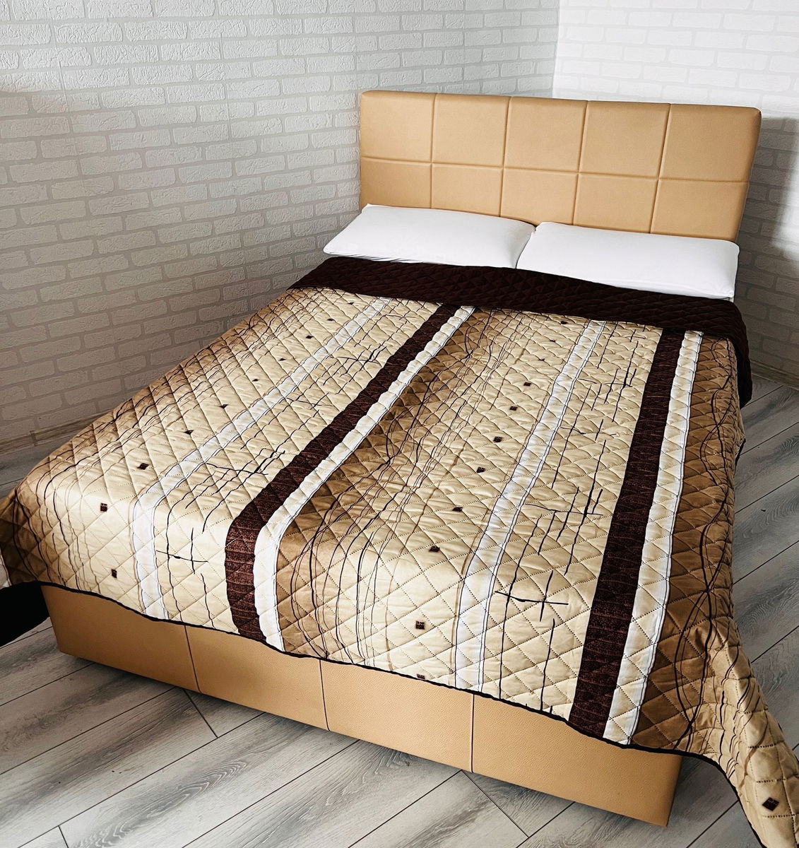 Cuvertura de Pat DUO 210×200 cm – Imprimeu Maro cu Crem- CVBS0255A 210x200
